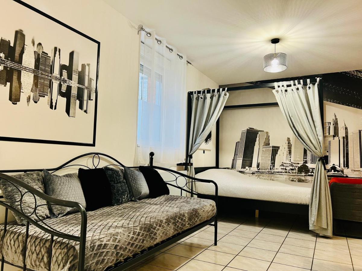 Charmant Studio Proximite Centre-Ville Et Gare Chalons en Champagne Ngoại thất bức ảnh